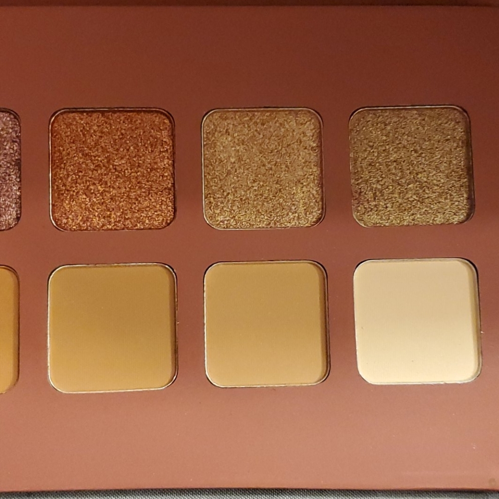 Makeup - Picture 6 of 6